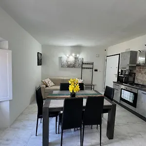 Appartamento Civico 8, Sassari